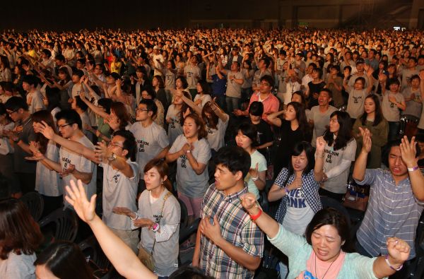 The Holy Spirit(이하 THS) 성회가 6일 오전 11시부터 오후 7시까지 8시간 동안 경기도 고양시 일산 킨텍스(KINTEX)에서 개최됐다. '하나님 나라'(The K