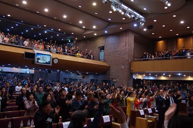 ▲Christian North Korean Defectors held Special Prayer meeting. ⓒKim Shinui