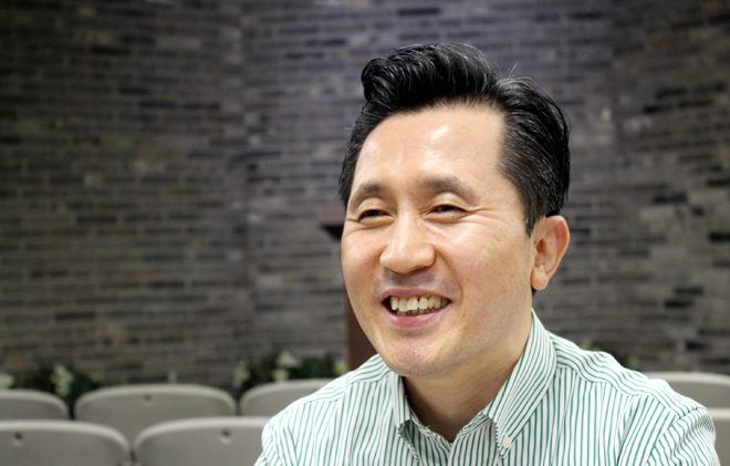 ▲라준석 목사는 &ldquo;하나님의 계획은 좋은 계획이다. 하나님은 당신의 아버지이시기 때문&rdquo;이라며 &ldquo;하나님과 정말 친한 사람으로 살자&rdquo;고 책에서 권면했다. ⓒ이대웅 기자