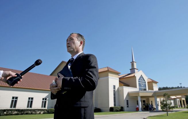 루이지애나 주 사회적 거리두기 토니 스펠 목사