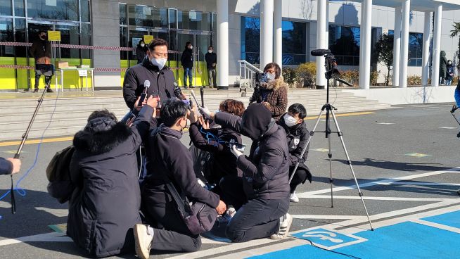 부산 세계로교회(담임 손현보 목사) 잔디밭 예배 