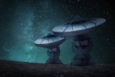 전파 망원경 안테나 갤럭시 공간 별 위성 접시 인공위성 우주 코스모스 어둠 밤 지구 바람