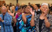 UMC의 한 교회에서 흑인 기독교인들이 예배를 드리고 있다.