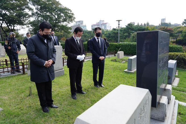 김경재 국민혁명당 대선 후보 국립서울현충원, 양화진외국인선교사묘원 참배 