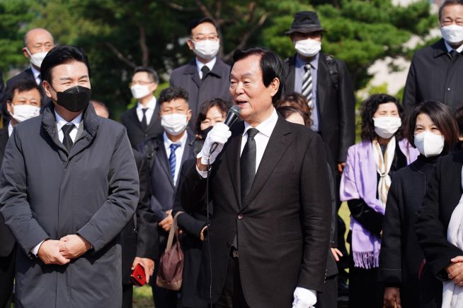 김경재 국민혁명당 대선 후보 국립서울현충원, 양화진외국인선교사묘원 참배 