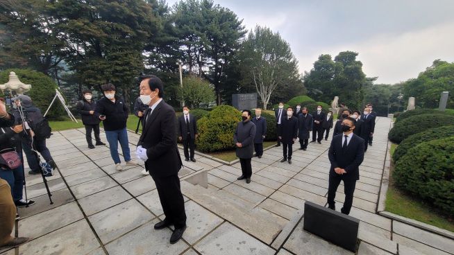 김경재 국민혁명당 대선 후보 국립서울현충원, 양화진외국인선교사묘원 참배 