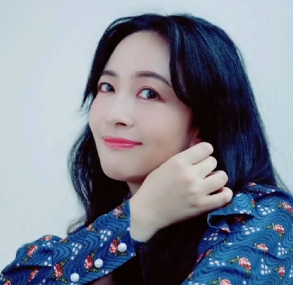 ▲배우 이아린 사모. ⓒ이아린 공식 인스타그램