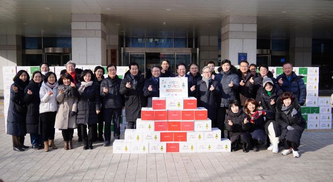 새중앙교회, ‘사랑의 천사(1004) 박스’ 4800개 소외된 이웃에 나눠 