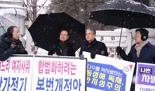 주승중 목사(주안장로교회) 포괄적 차별금지법 반대 릴레이 1인 시위 