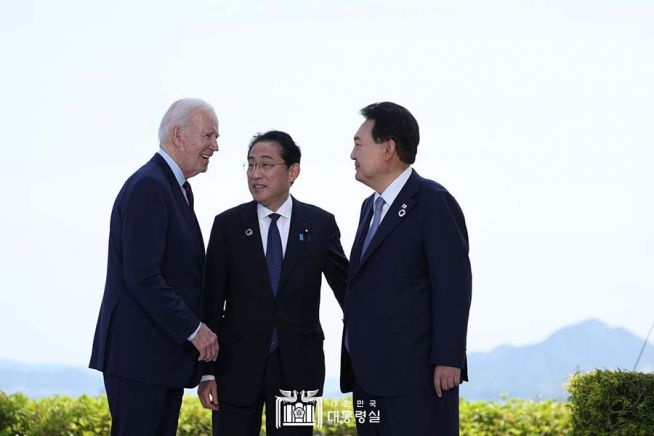 한국 미국 일본 한미일 정상회담 정상 바이든 윤석열 기시다 대통령 총리
