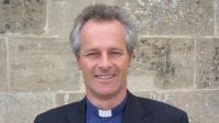 영국 성공회 리차드 포더길 교구 목사.