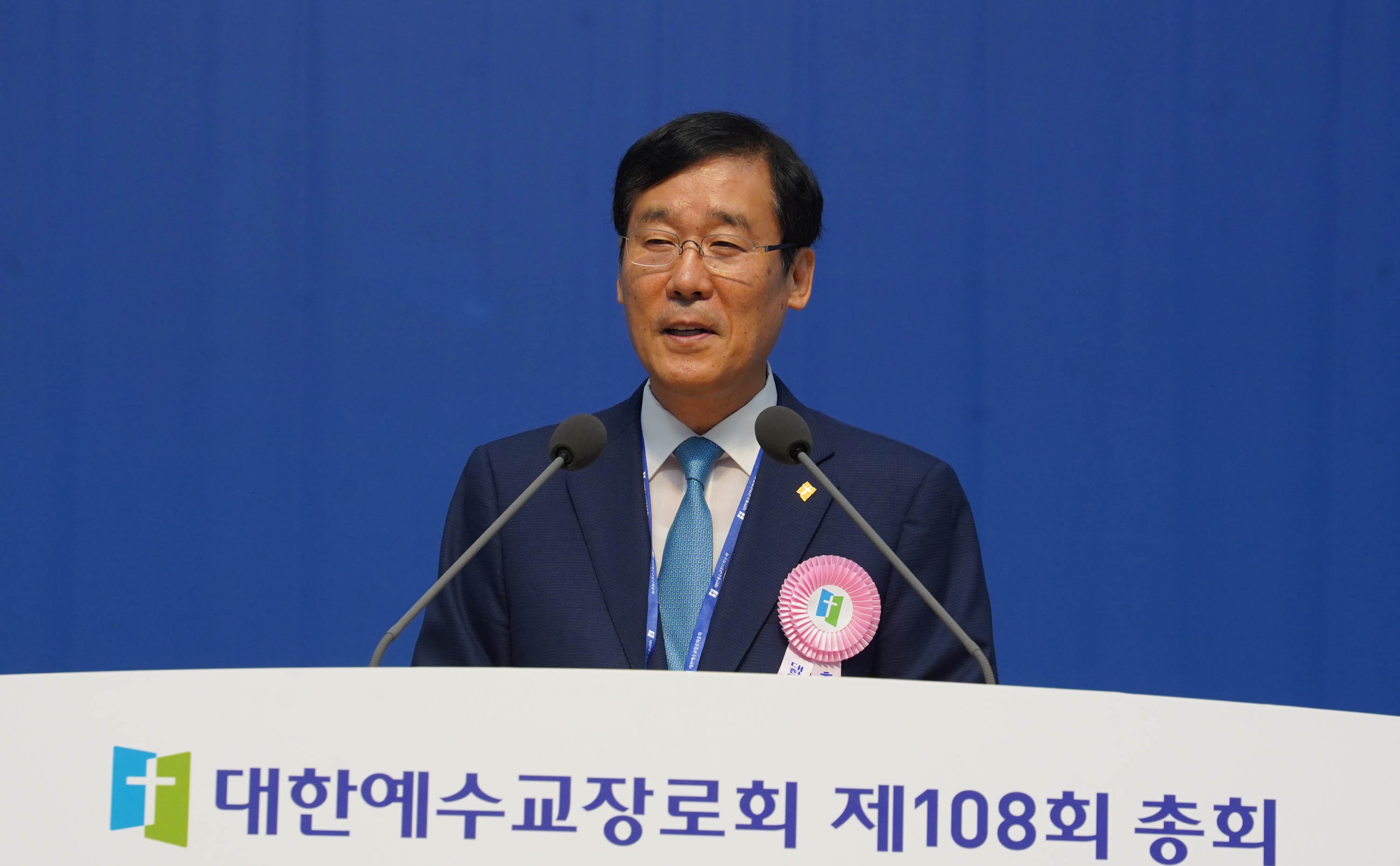 ▲권순웅 총회장은  &ldquo;내적으로는 개혁총회, 환대로 섬김의 총회를 이루고, 외적으로는 목회자와 교회를 깨워 부흥으로 나아가는 총회를 기대한다&rdquo;고 밝혔다. ⓒ송경호 기자