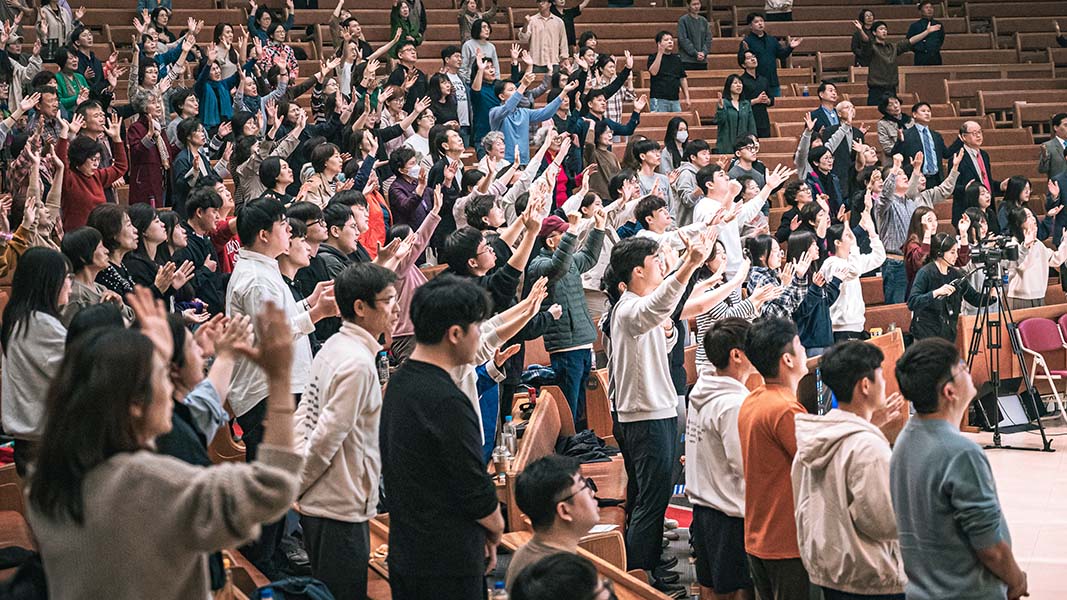 ▲기도하는 성도들. ⓒ세계로교회