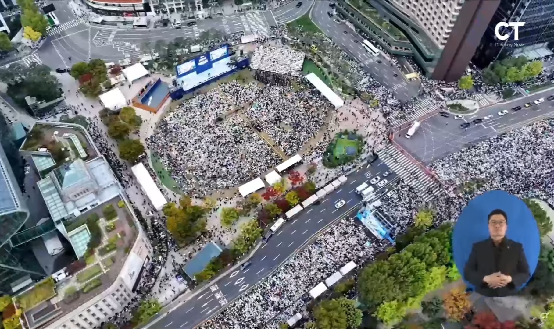 ▲10.27 한국교회 200만 연합예배 및 큰 기도회가 개최된 서울시청 앞 광장, 광화문, 여의도, 서울역 일대에서 드론으로 촬영한 모습들. ⓒ크리스천투데이 유튜브